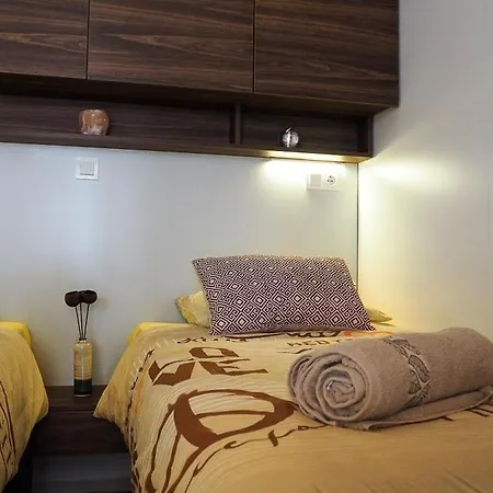 Lux Camp Bi Village, Mobile Dado Apartment *