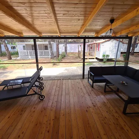 Lux Camp Bi Village, Mobile Dado Fazana