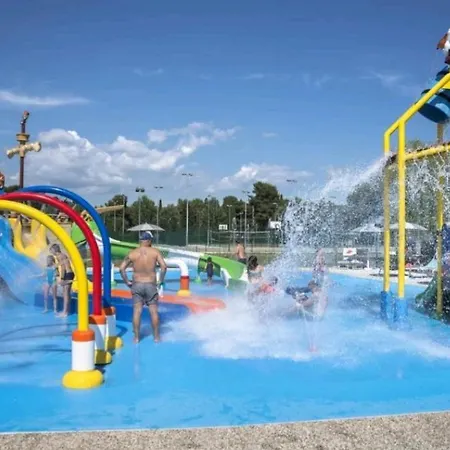 Lux Camp Bi Village, Mobile Dado Apartment *
