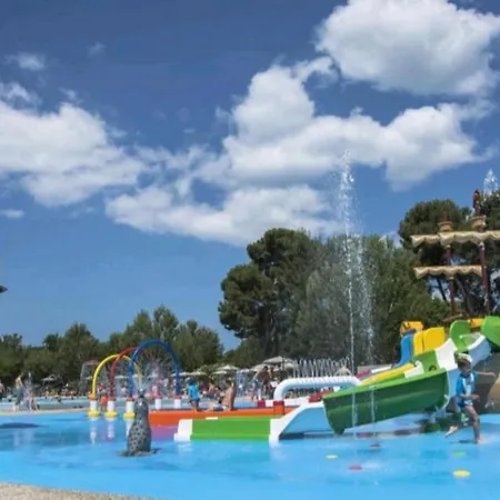 Lux Camp Bi Village, Mobile Dado Apartment *