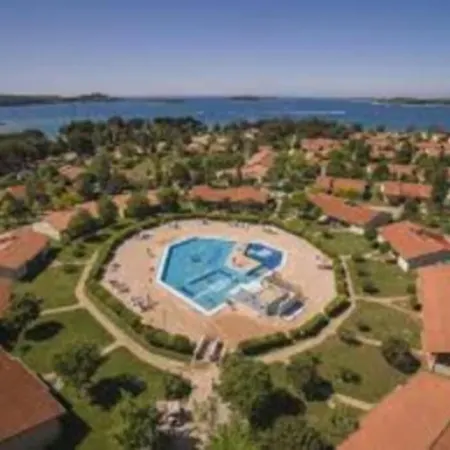 Apartment Lux Camp Bi Village, Mobile Dado