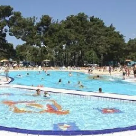 Lux Camp Bi Village, Mobile Dado *